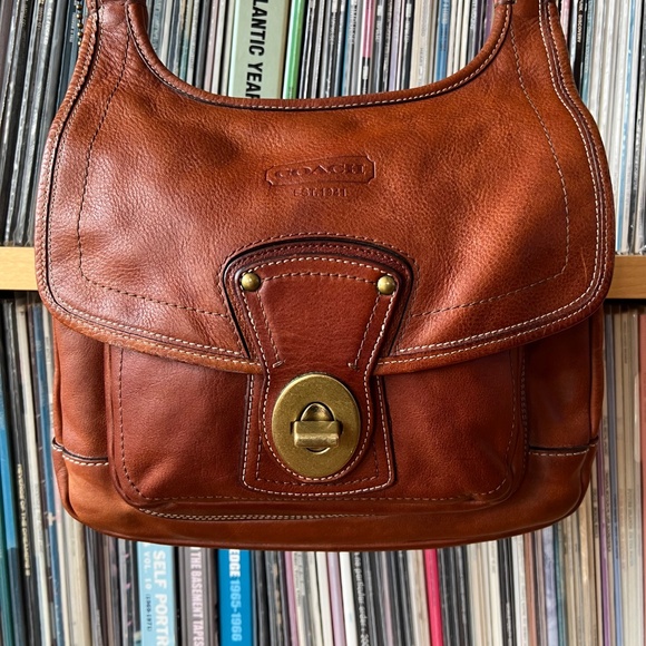 Coach 10325 Vintage Legacy Bag - Picture 3 of 8